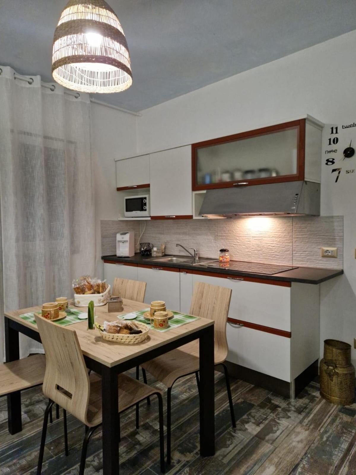 Casa Marx Bed & Breakfast Sedriano Екстериор снимка